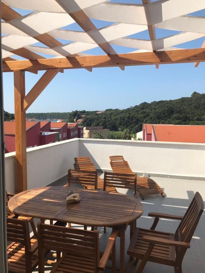Vila Palit 497 D Apartment E ภายนอก รูปภาพ